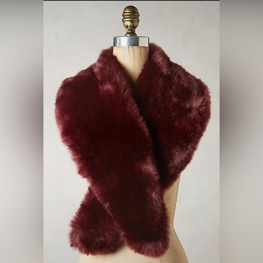 Anthropologie Plush Faux Fur Collar Scarf in Deep Wine